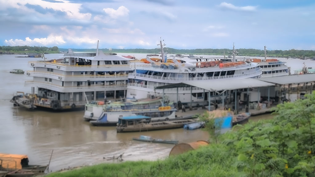 Slow boat to Manaus Slow boat to Manaus